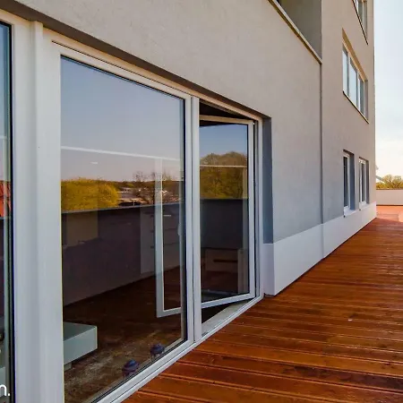 Wakacyjny Z Tarasem Apartament Kołobrzeg